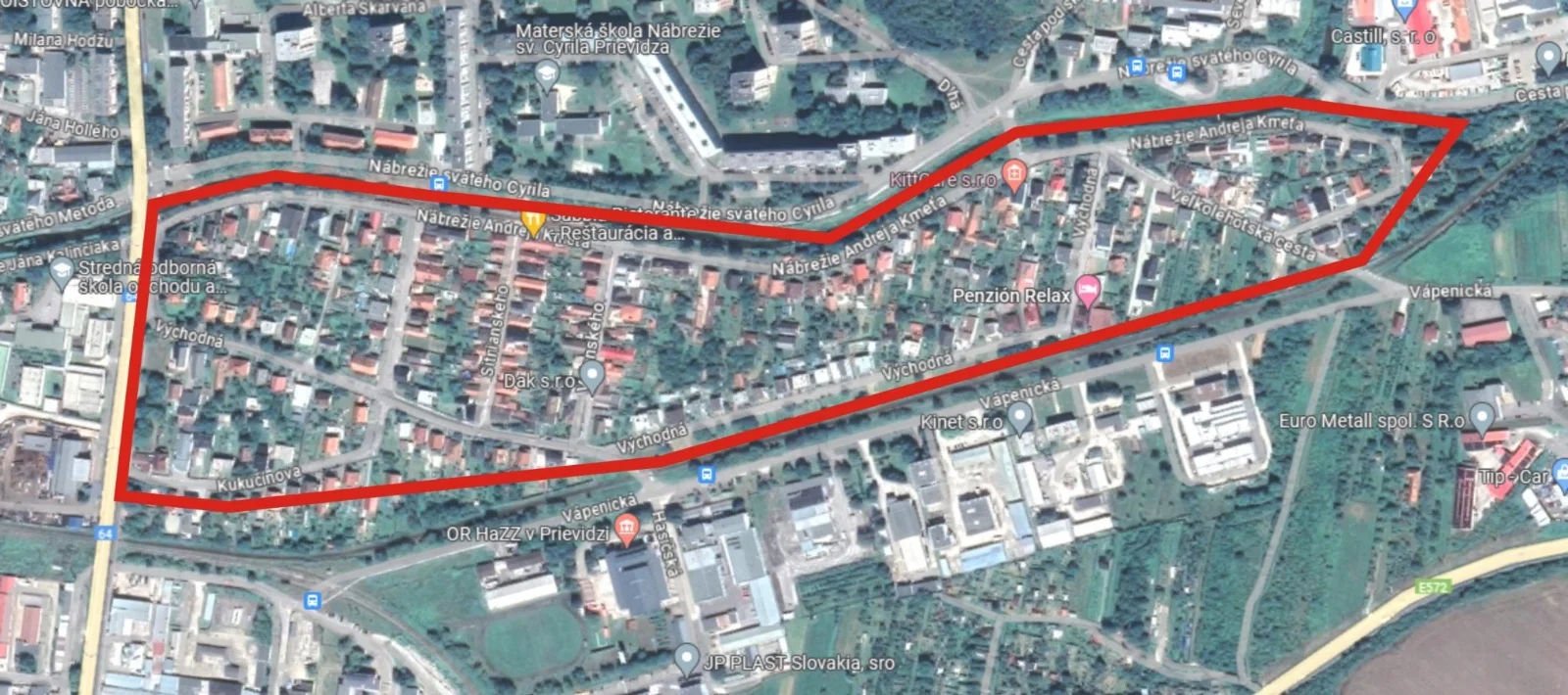 Centrálna mestská parkovacia zóna v Prievidzi sa od 1. februára 2026 rozšíri