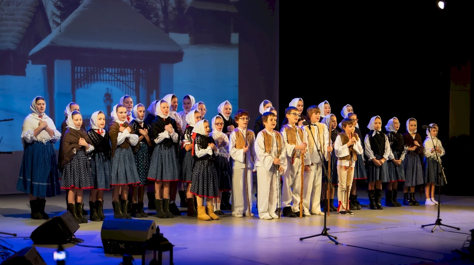 Adventný koncert „Vchádza zima do doliny“ priniesol večer s hlbokým duchovným odkazom