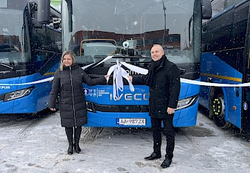 2026_01_08_arriva_slavnostne_odovzdavanie_novych_autobuso_v_pre_regionalnu_dopravu_na_o_rave_a_liptove_-_upravene.jpg