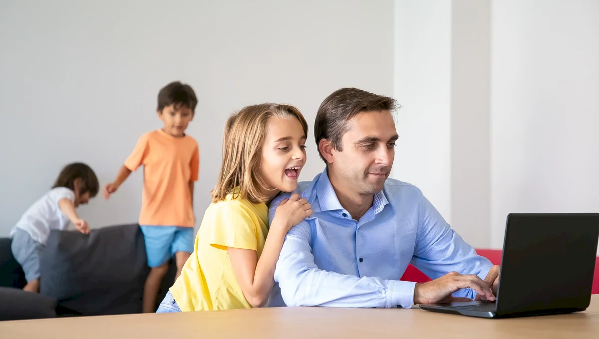 Prihlášky na základné školy sa budú podávať v apríli. Ministerstvo spúšťa pre školy webináre