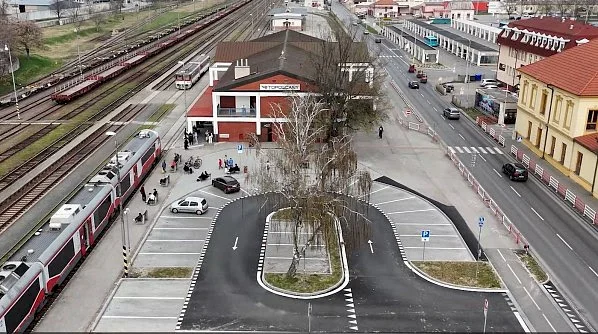 Nové okolie železničnej stanice a parkovisko v Topoľčanoch