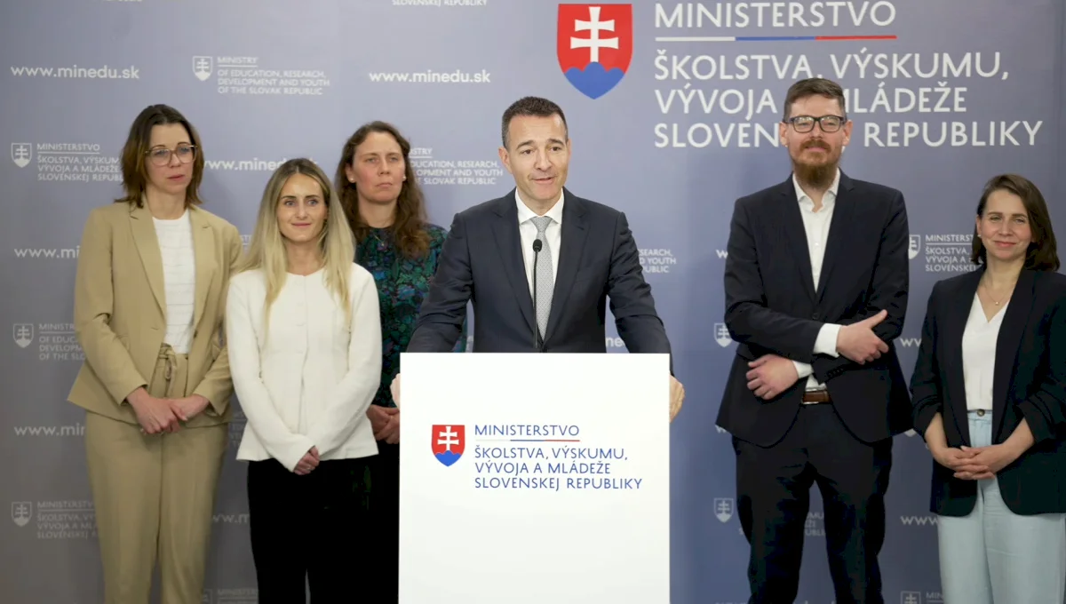 Viac podpory pre deti, menej byrokracie. Ministerstvo školstva mení systém financovania pedagogických asistentov