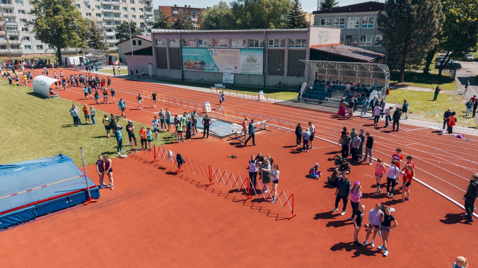 Mikulášsky atletický areál je po rekonštrukcii pripravený na národné súťaže