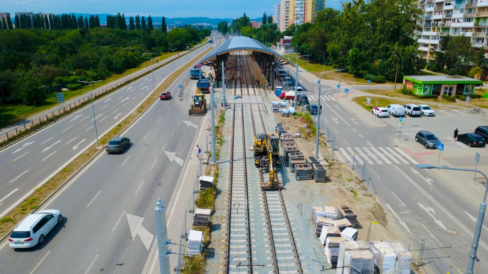 Primátor Košíc Jaroslav Polaček: Modernizácia električkovej trate na Jazere je pred dokončením