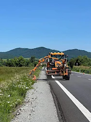 Za bezpečnými cestami stojí aj práca, ktorú vodiči často nevidia