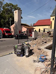Prievidza pokračuje v investíciách do svojich mestských častí: Kultúrne domy vo Veľkej a Malej Lehôtke prechádzajú rekonštrukciou
