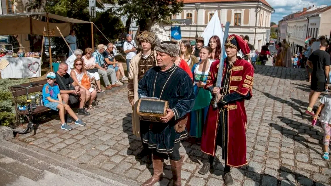 Kráľovská Nitra 2026: Mesto si už túto nedeľu pripomenie 778 rokov od chvíle udelenia mestských výsad kráľom Belom IV.