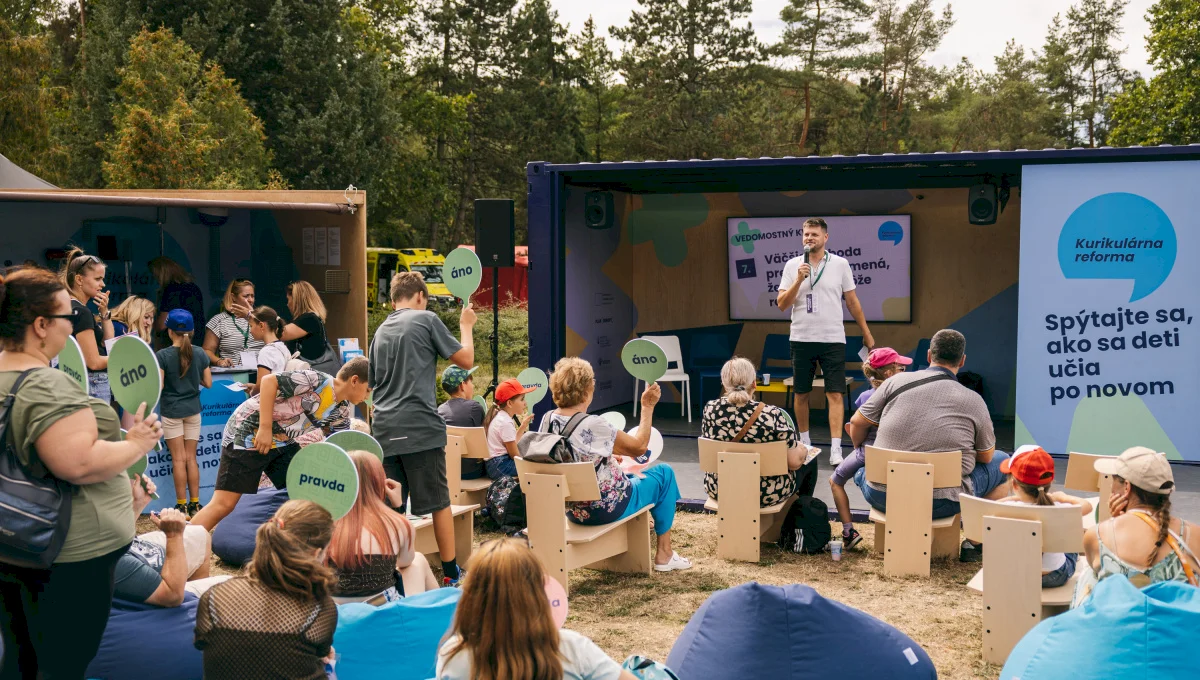 Kurikulárna tour ministerstva školstva spojila počas leta tisíce rodičov, detí a odborníkov