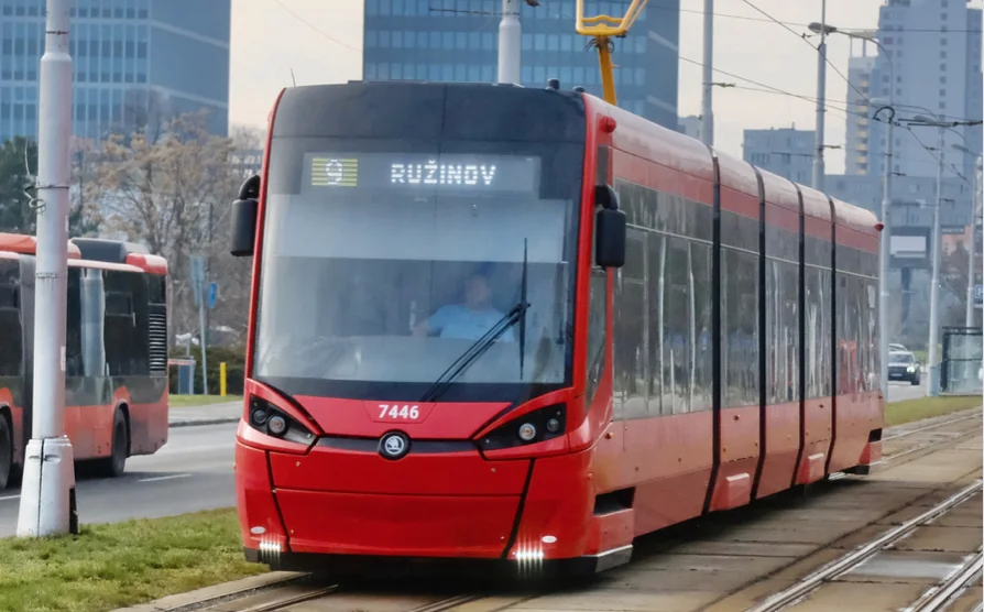 Bratislava je o krok bližšie k obnove Ružinovskej radiály. Hlavné mesto dnes podpísalo zmluvu so zhotoviteľom