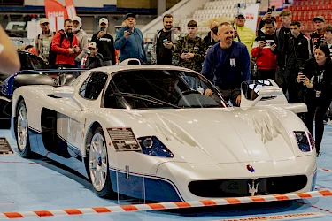 Brezno žilo autami, nechýbali svetové rarity ani poriadna dávka adrenalínu