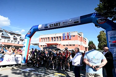 Medzinárodné preteky Okolo Slovenska priniesli svetovú cyklistiku do Dohnian, Beluše aj zvyšku Trenčianskeho kraja