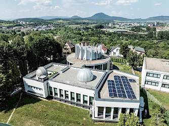 PSK buduje moderný energetický systém prepájajúci výrobu, zdieľanie aj riadenie spotreby