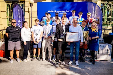 Košická župa fandila v nedeľu bežcom na 103. ročníku Medzinárodného maratónu mieru