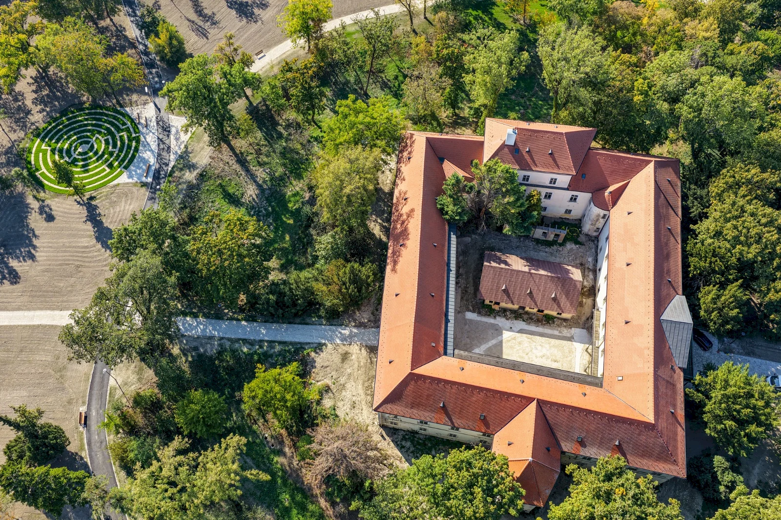 BSK pozýva v sobotu na slávnostné otvorenie zrevitalizovaného historického Malinovského parku