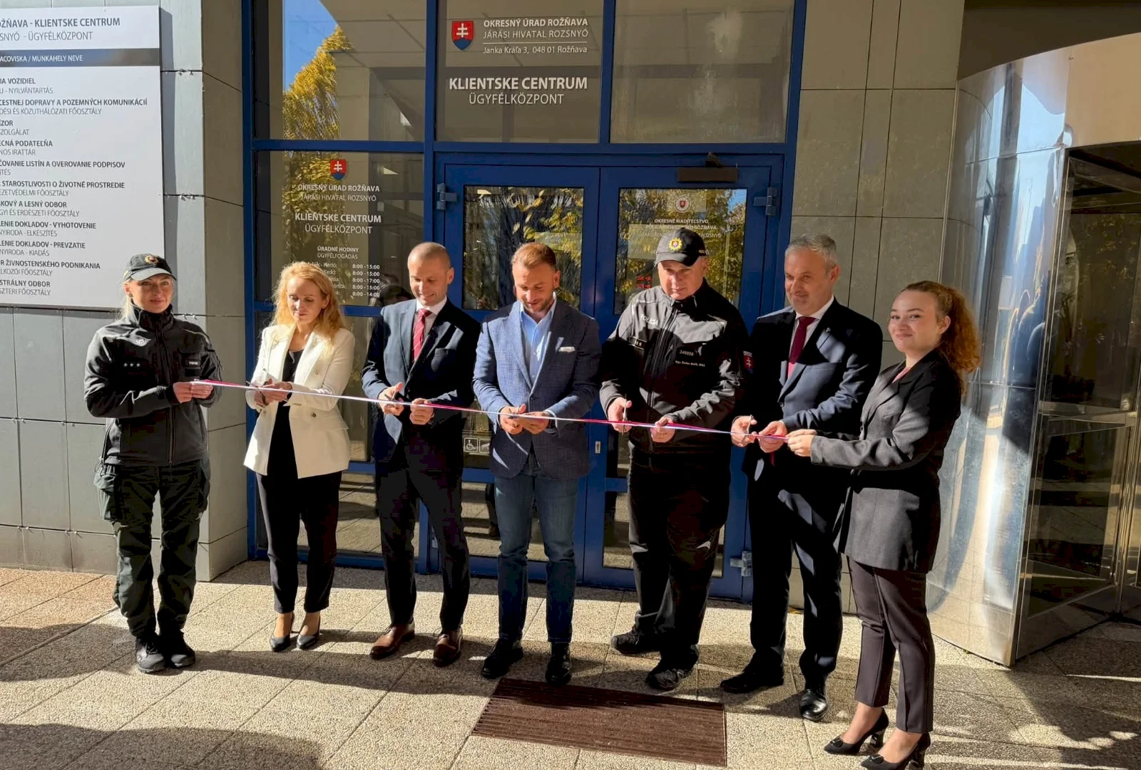 Nové klientske centrum v Rožňave poskytuje služby štátu pod jednou strechou