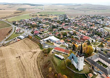 Nová okružná križovatka v Spišskom Štvrtku za 1,2 mil. eur už slúži motoristom