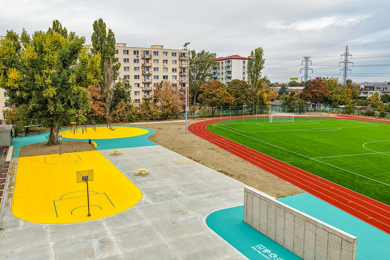 Gymnázium Ivana Horvátha v bratislavskom Ružinove má moderný športový areál