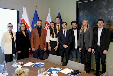 Minister vnútra diskutoval so zástupcami študentov o bezpečnosti škôl a zapojení mladých do prevencie