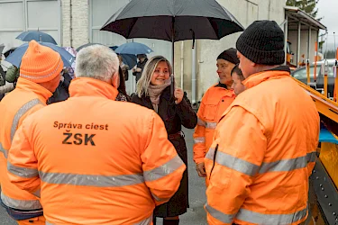 ŽSK je pripravený na zimnú údržbu ciest, do terénu nasadí stovky pracovníkov a modernú techniku